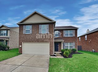 1040 Fulman Rd, Hendersonville, TN 37075
