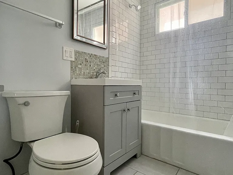 4135 N Meade Ave #1 — Photo 6