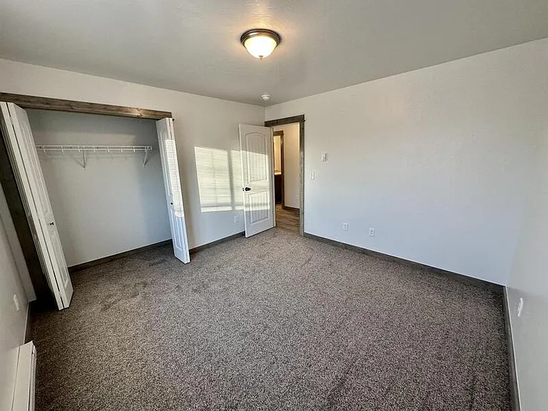 59 Dunbar Ave #4 — Photo 16