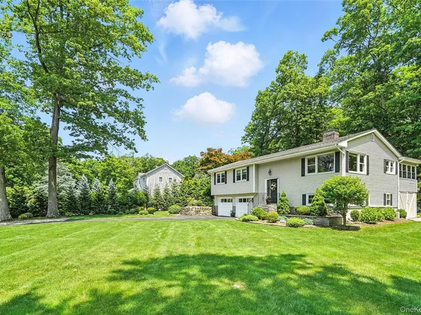 69 Clove Brook Drive, Cold Spring, NY 10516