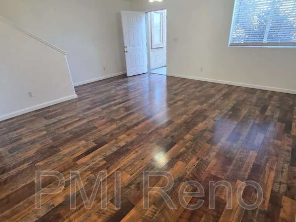 421 Holcomb Ave, Reno, NV 89502