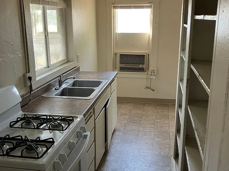 9330 & 9320 Latham Dr — Photo 3