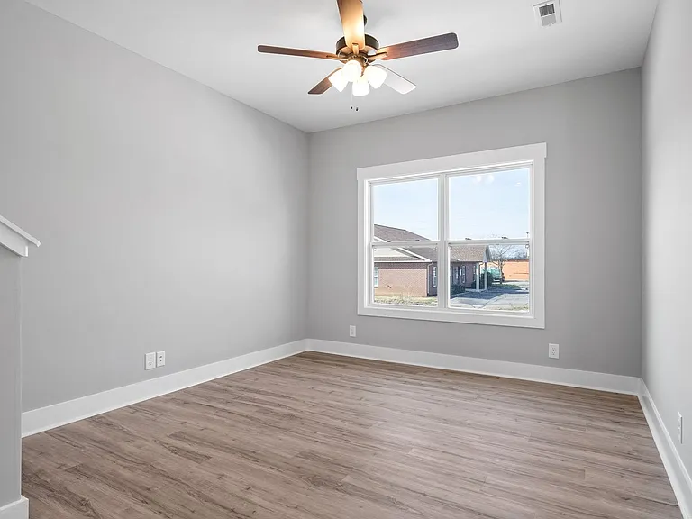 106 Cooper Pl — Photo 18