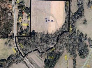 1226 Wilson Rd, Pilot Mountain, NC 27041