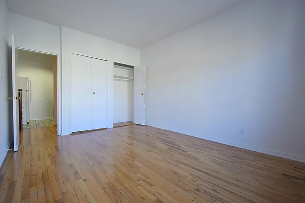 Rented by Cayenne Realty Group | media 9