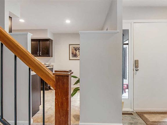 5th image of 1826 Moonstone Dr