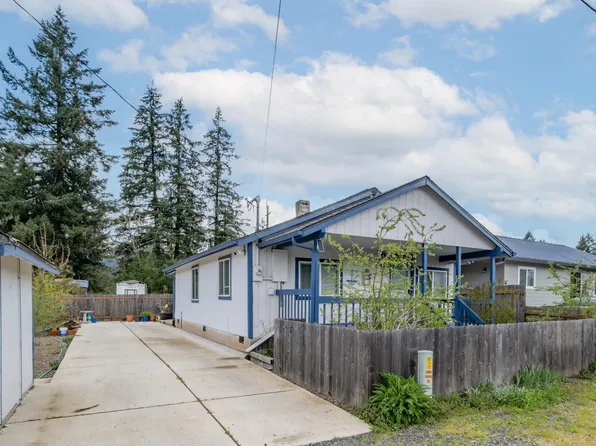 1905 Willow St, Sweet Home, OR 97386