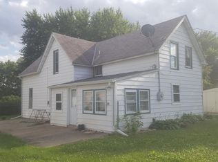 621 Minnesota St W, Cannon Falls, MN 55009