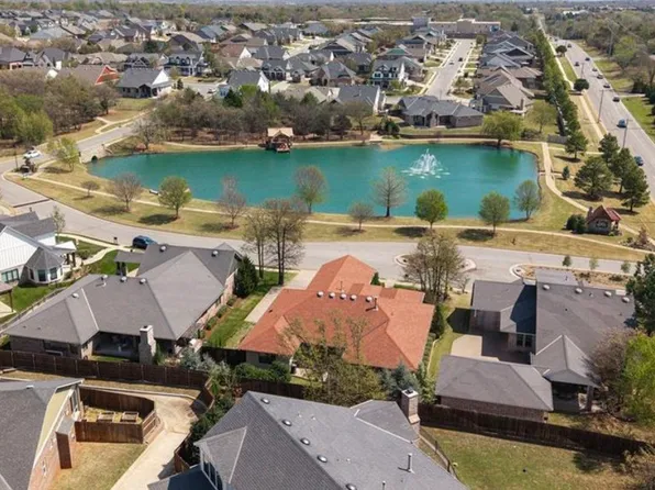 1317 Town Square Park, Edmond, OK 73034