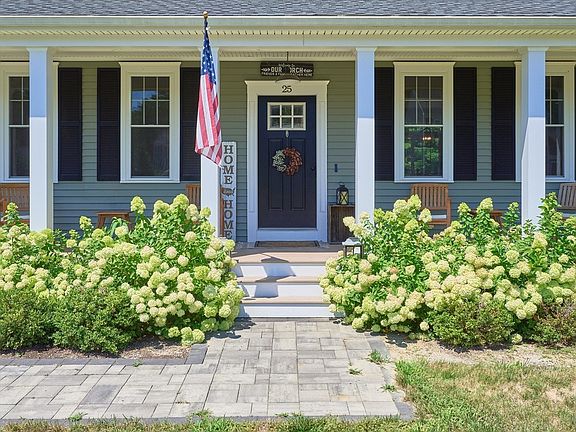 3rd image of 25 Cobblestone Ln