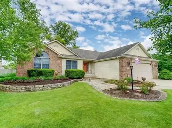 1215 Dakota Dr, Fort Wayne, IN 46845