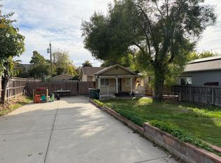 618 Santiago Ave, Sacramento, CA 95815