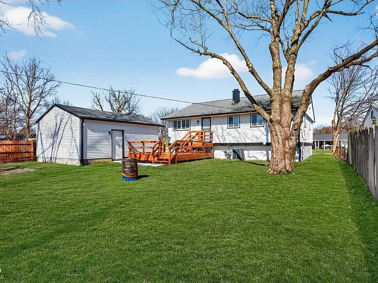 5625 Gateway Dr — Photo 17