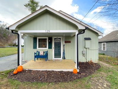 129 Freeland Ave, White Sulphur Springs, WV, 24986