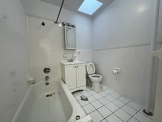 Rented by HOLTON REAL ESTATE INC.