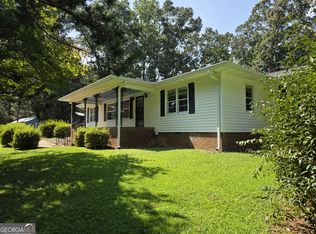 126 E Side Dr, Tallapoosa, GA 30176