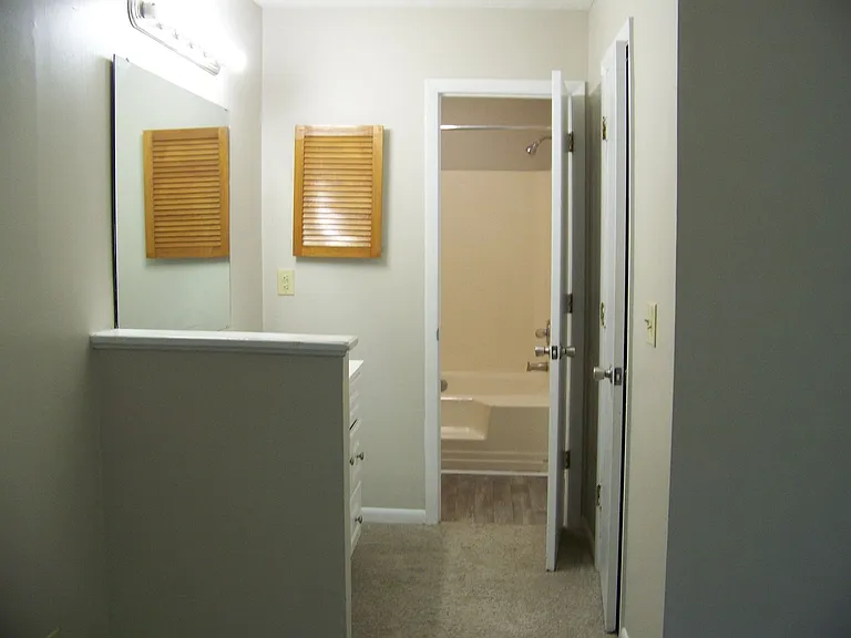 1022 Brookhollow Dr #2 — Photo 11