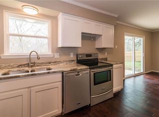 1605 S Vaden St, Sherman, TX 75090