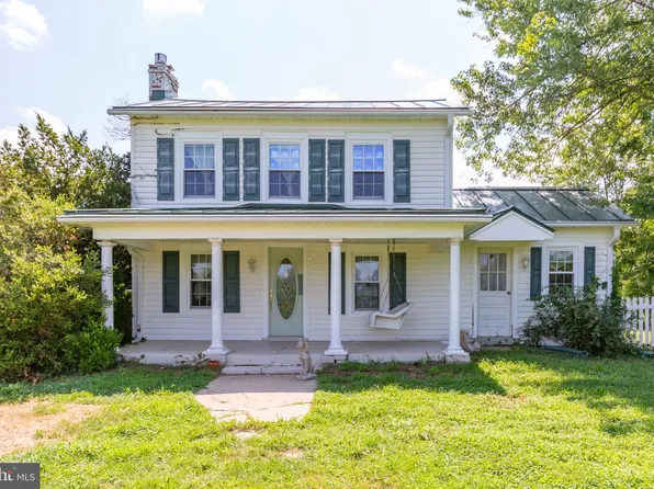 349 Greenbank Rd, Fredericksburg, VA 22406