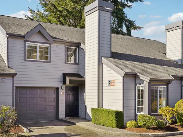 Water's Edge Townhomes