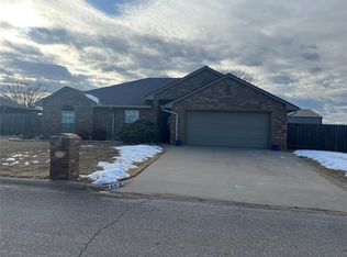 2101 Morris Ln, Sayre, OK 73662