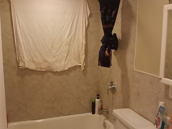 2nd image of 2550 W Oriole Cir
