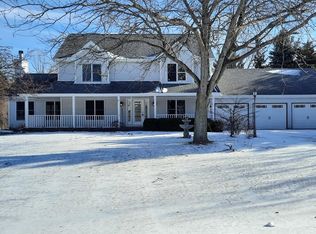4205 Hunters Glen Dr, Sheboygan, WI 53083