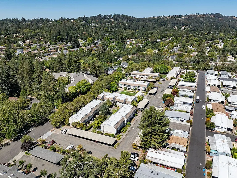 Mission Village Apartments — Photo 10