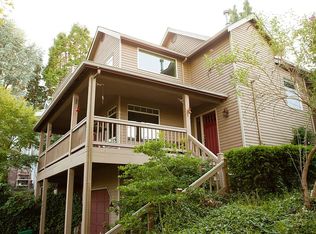 6013 Woodland Pl N, Seattle, WA 98103