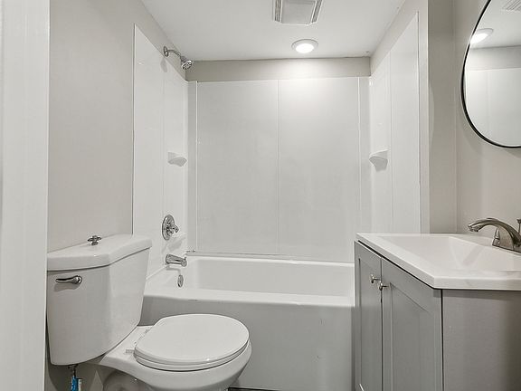 5th image of 2301 Peniston St Unit 2