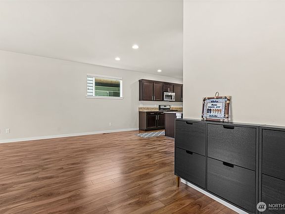 5th image of 12103 SE 292nd Way