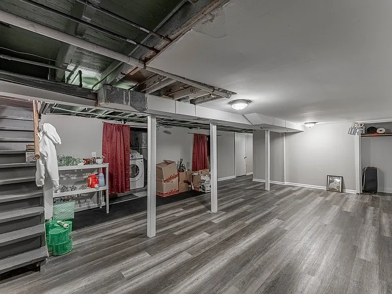 218 Orange St — Photo 14
