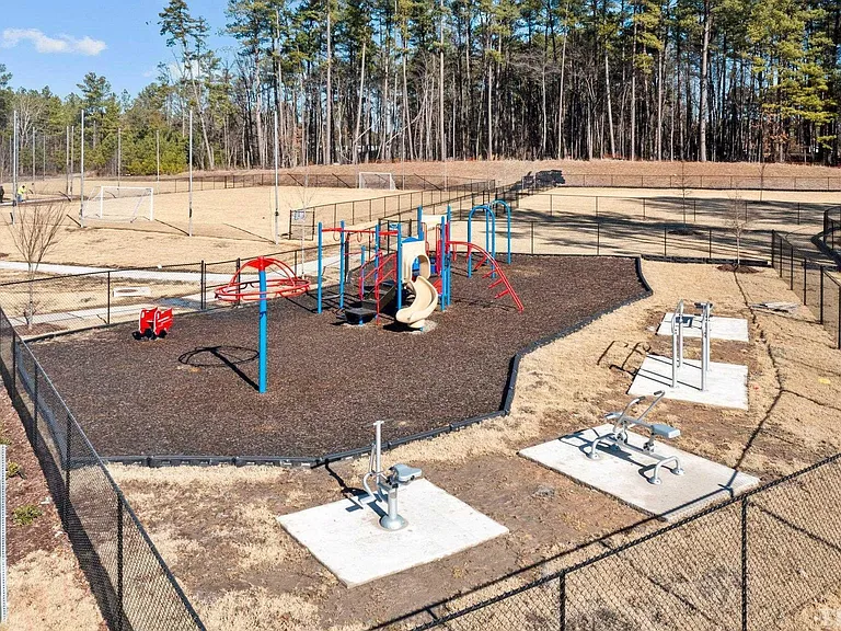 1206 Commack Dr — Photo 7