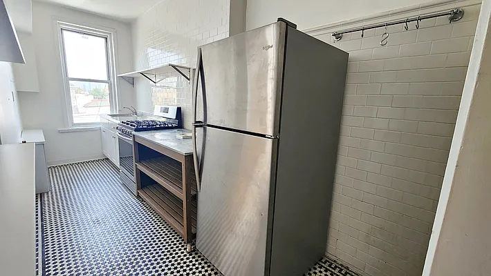 Rented by Compass | media 16