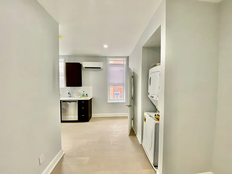 1247 Snyder Ave #2 — Photo 10