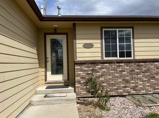 802 18th St, Wheatland, WY 82201