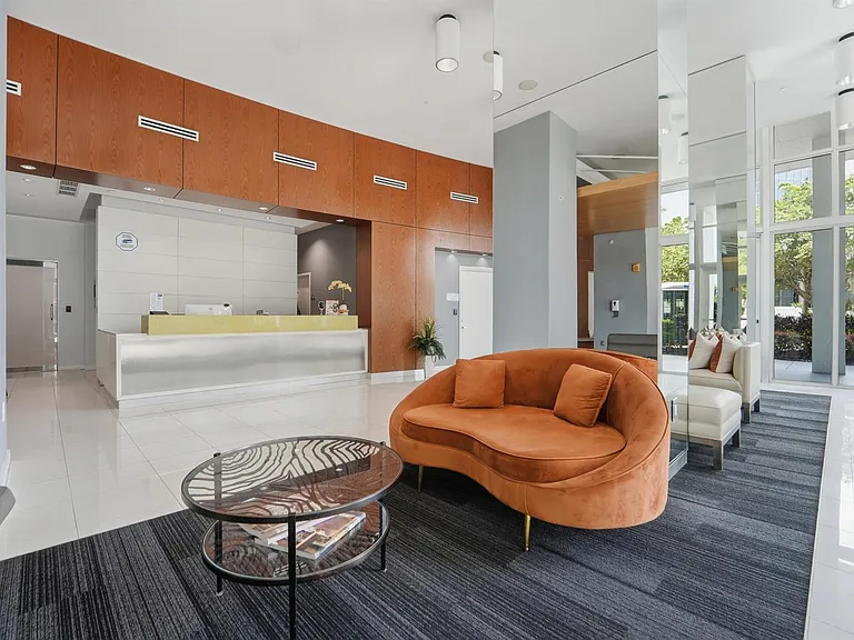 300 S Australian Ave #919 — Photo 31