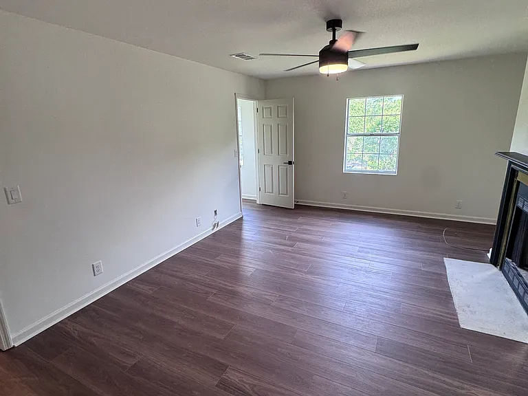 549 Overview Ln — Photo 9