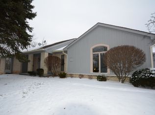 9 Tobey Ct, Pittsford, NY 14534