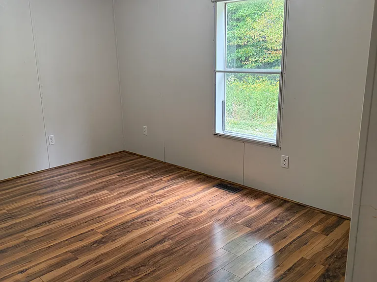 7675 Mill Rd — Photo 2