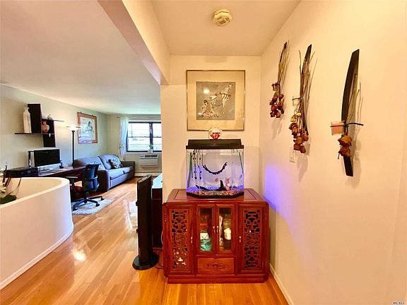 4th image of 240-08 70th Ave #4C