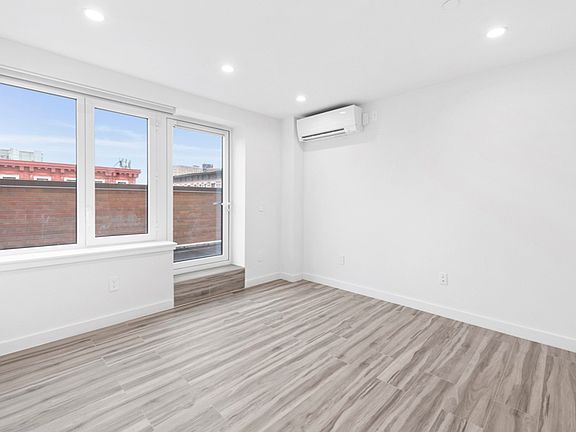 3rd image of 152 W 140th St APT 7C