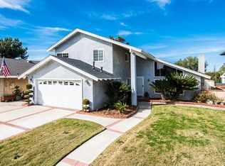 1913 W Carriage Dr, Santa Ana, CA 92704