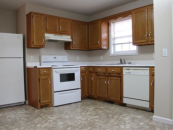 3rd image of 625 New St
