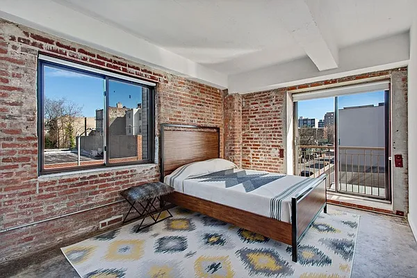 Rented by Brick&Mortar | media 61