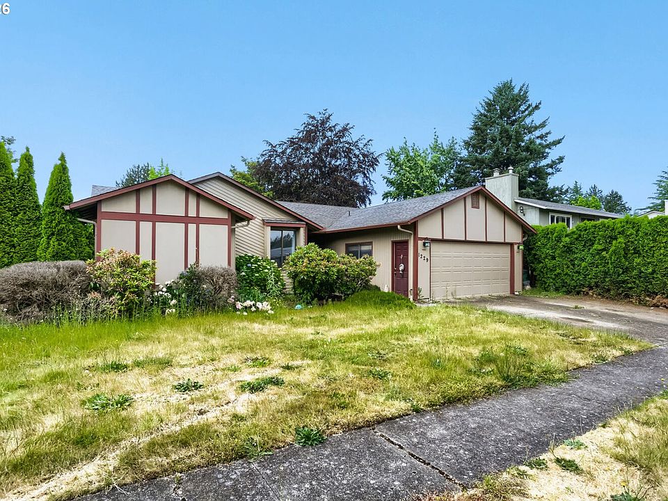 1st image of 1229 SE 26th St