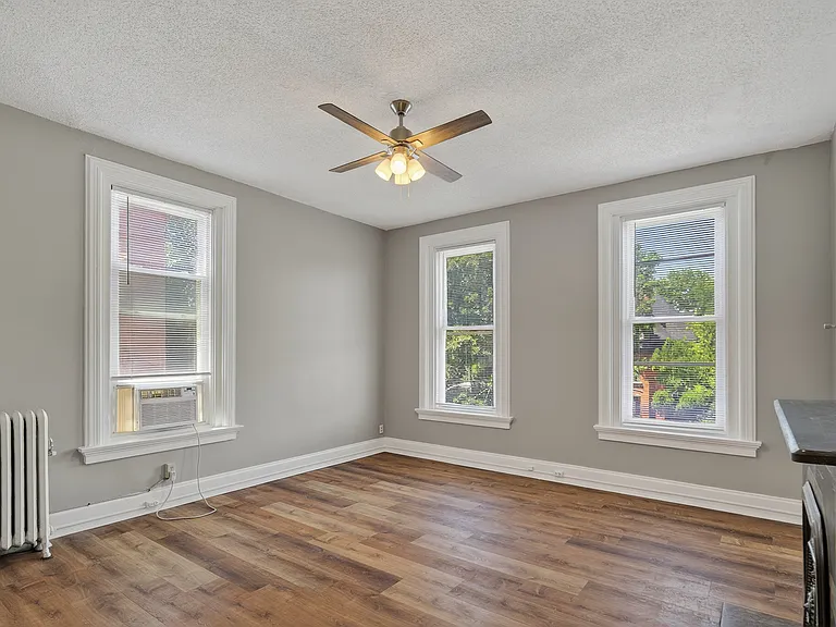 2134 Saint James Ave #2 — Photo 6