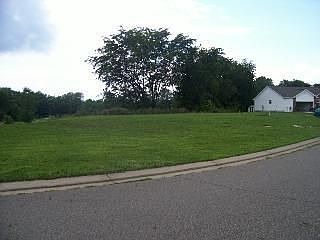 2nd image of 382 Erin Ln