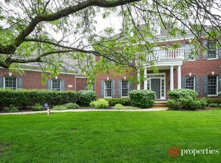 25489 N Countryside Ct, Lake Barrington, IL 60010