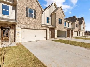 236 Honor Code Pl, Granbury, TX 76049